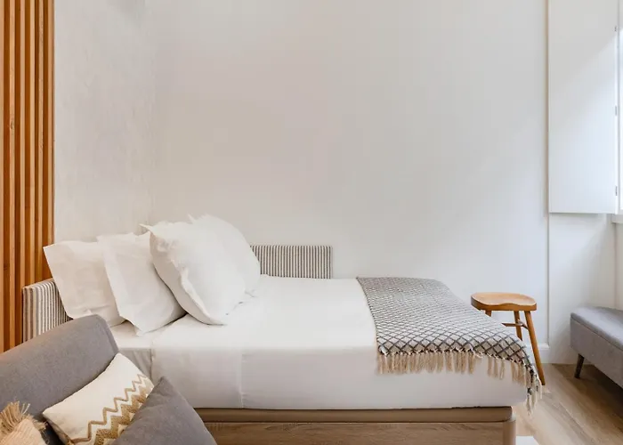 252 Heroismo Duplex Flat شقة