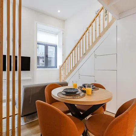 דירה 252 Heroismo Duplex Flat *