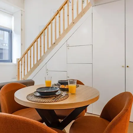 252 Heroismo Duplex Flat * Порту
