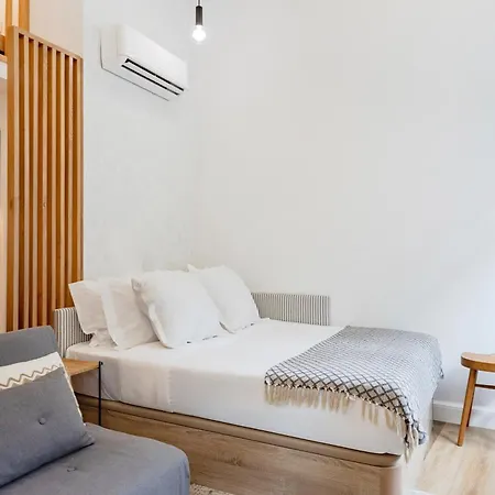 252 Heroismo Duplex Flat Апартаменты